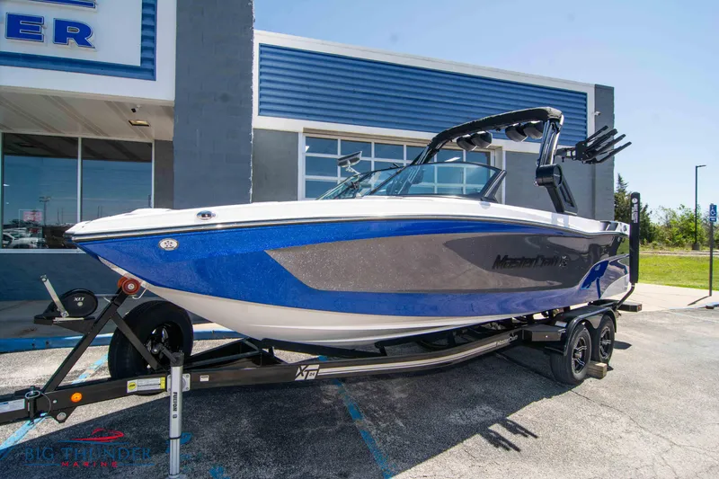 Slide: The Image of MasterCraft XT24 2024 - 73