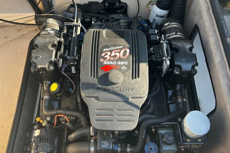 Slide: The Image of MerCruiser 350 MAG MPI engine in a 2006 Bryant 219 boat. - 6