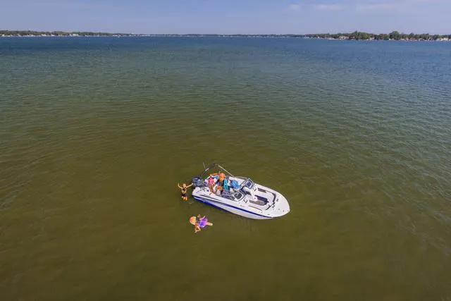 Slide: The Image of Hurricane SunDeck 217 OB 2025 - 17