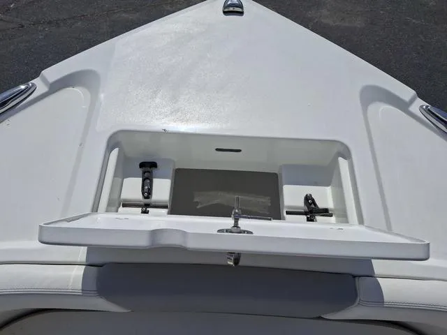 Slide: The Image of Parker Marine 21 Special Edition 2025 - 4