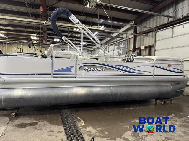 Slide: The Image of Aqua 220 DF Pontoon 2002 - 54