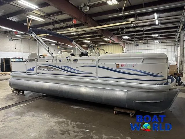Slide: The Image of Aqua 220 DF Pontoon 2002 - 56
