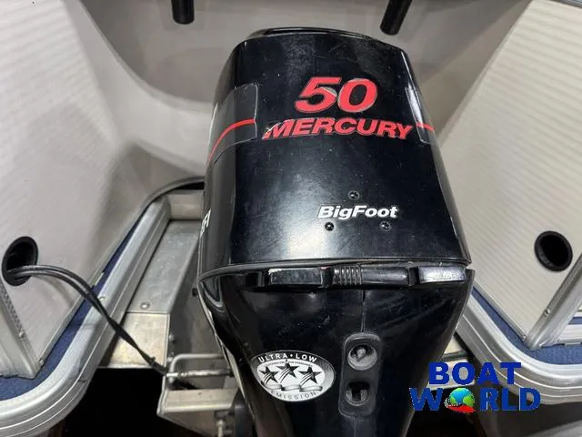 Slide: The Image of Aqua 220 DF Pontoon 2002 - 58