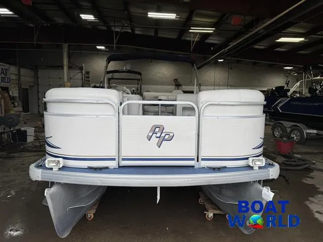 Slide: The Image of Aqua 220 DF Pontoon 2002 - 61