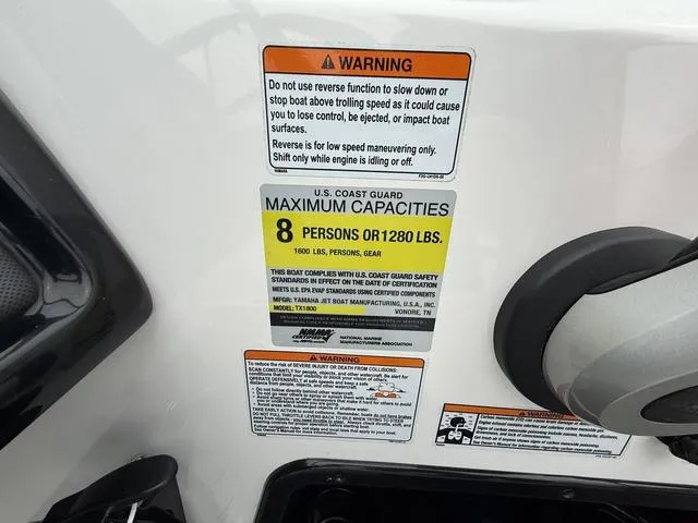 Slide: The Image of 2020 Yamaha Boats SX190 capacity warning label, maximum 8 persons or 1280 lbs. - 10