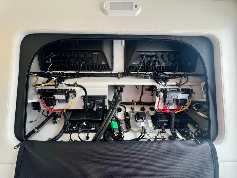 Slide: The Image of Nor-Tech 390 Sport Center Console 2026 - 58