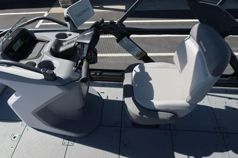 Slide: The Image of 2023 Sea-Doo Switch® Sport 21-230 hp Galvanized helm with Garmin navigation system. - 44