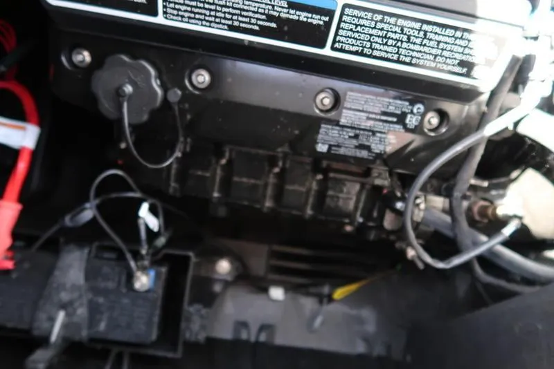 Slide: The Image of Sea-Doo Switch Sport 21 2023 - 55