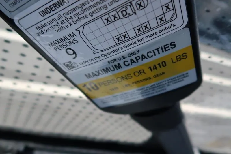 Slide: The Image of Sea-Doo Switch Sport 21 2023 - 61