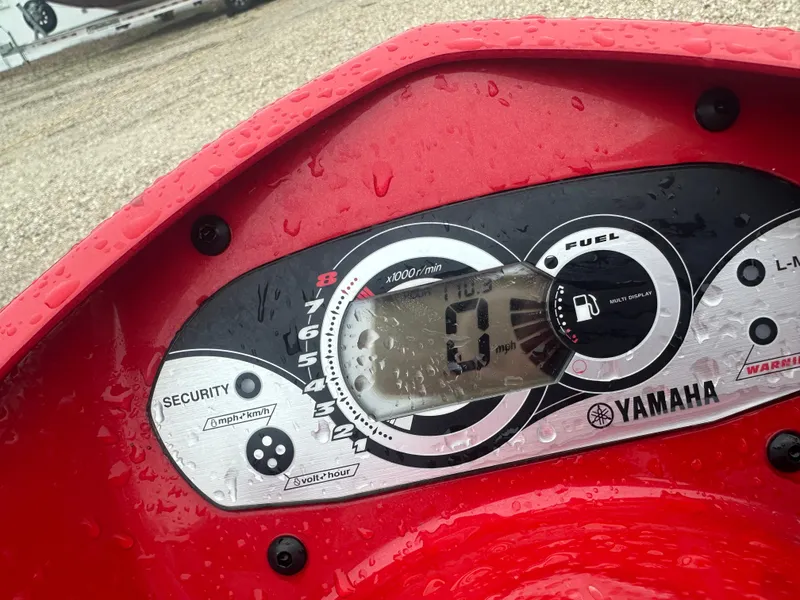 Slide: The Image of Dashboard of a 2006 Yamaha WaveRunner VX 110 Deluxe, showing speedometer and fuel gauge. - 10