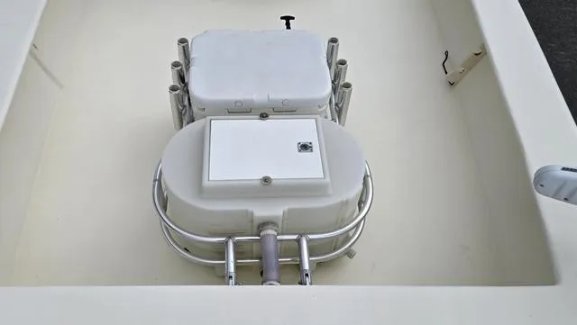 Slide: The Image of Jones Brothers 220LT 2003 - 12