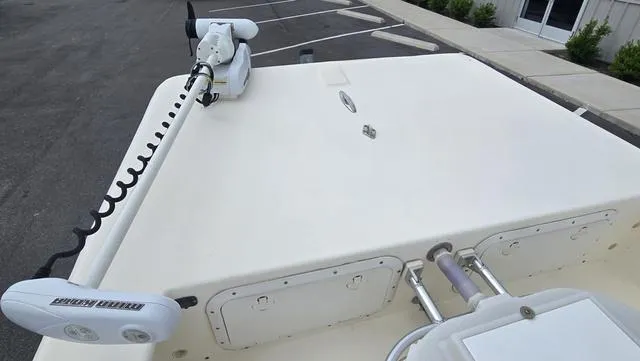 Slide: The Image of Jones Brothers 220LT 2003 - 14