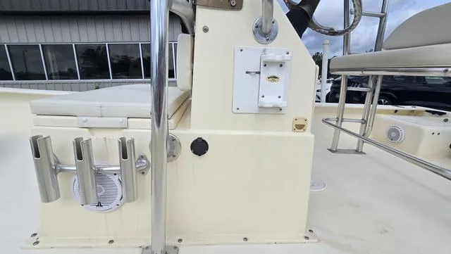 Slide: The Image of Jones Brothers 220LT 2003 - 16