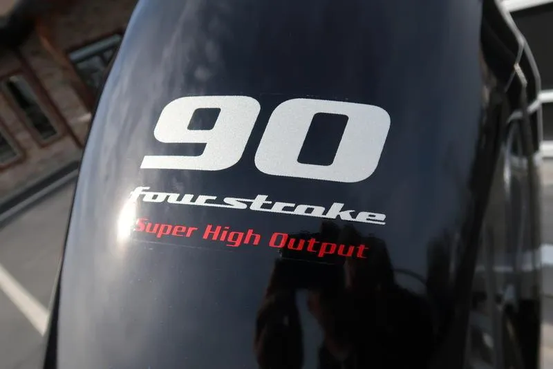 Slide: The Image of 2024 Bennington 22 SXSR with 90 horsepower four-stroke super high output engine. - 9