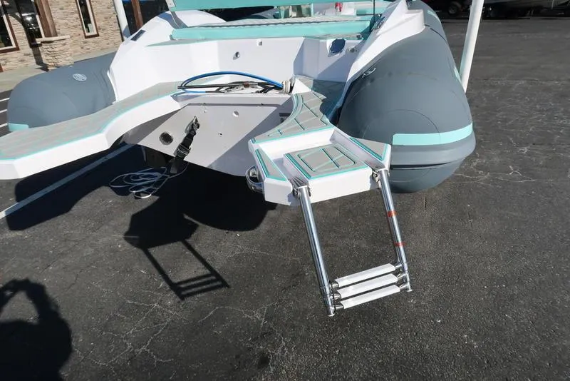 Slide: The Image of Custom 630 USA 2024 - 3