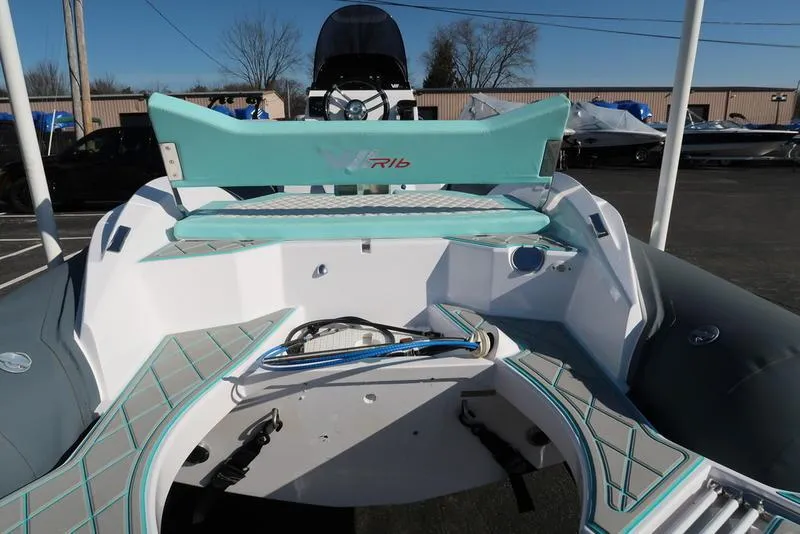 Slide: The Image of Custom 630 USA 2024 - 6