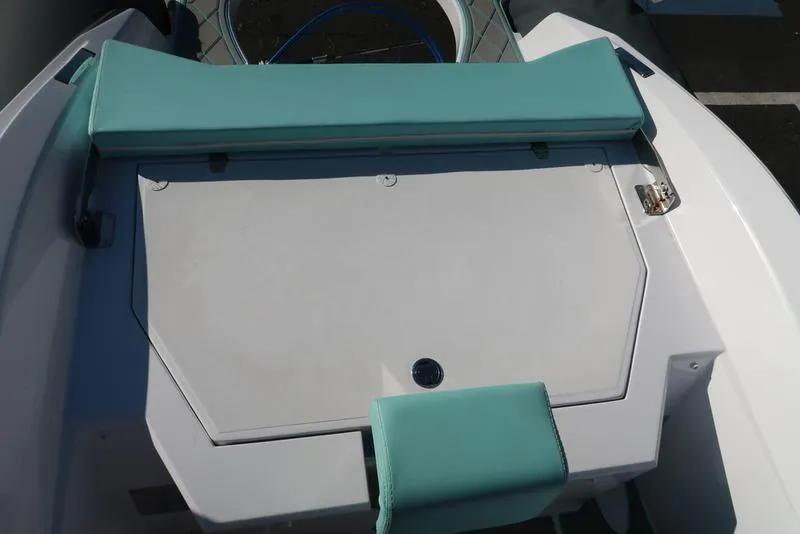 Slide: The Image of Custom 630 USA 2024 - 8