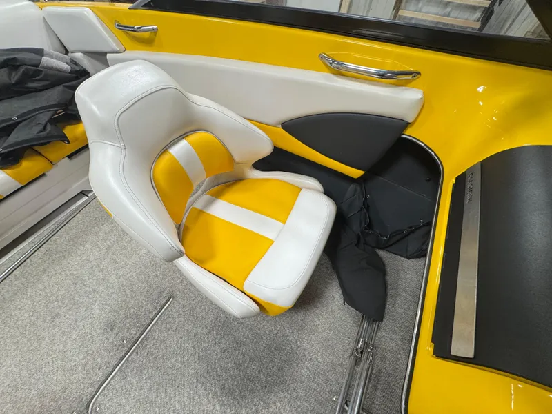 Slide: The Image of Glastron GT 205 2013 - 7