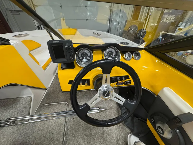 Slide: The Image of Glastron GT 205 2013 - 8