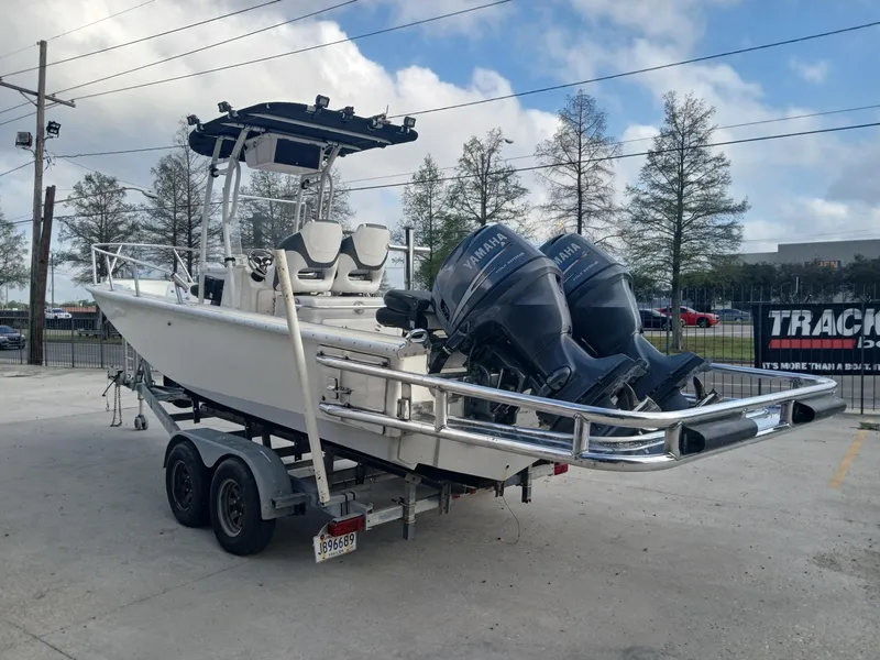 Slide: The Image of Boston Whaler 22 Outrage 1980 - 2