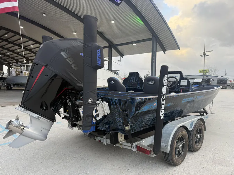 Slide: The Image of Gator Trax 20x72 Strike Series GE 2018 - 15