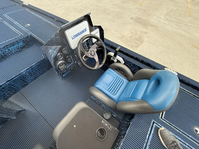 Slide: The Image of Gator Trax 20x72 Strike Series GE 2018 - 17