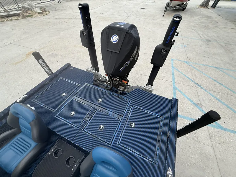 Slide: The Image of Gator Trax 20x72 Strike Series GE 2018 - 9