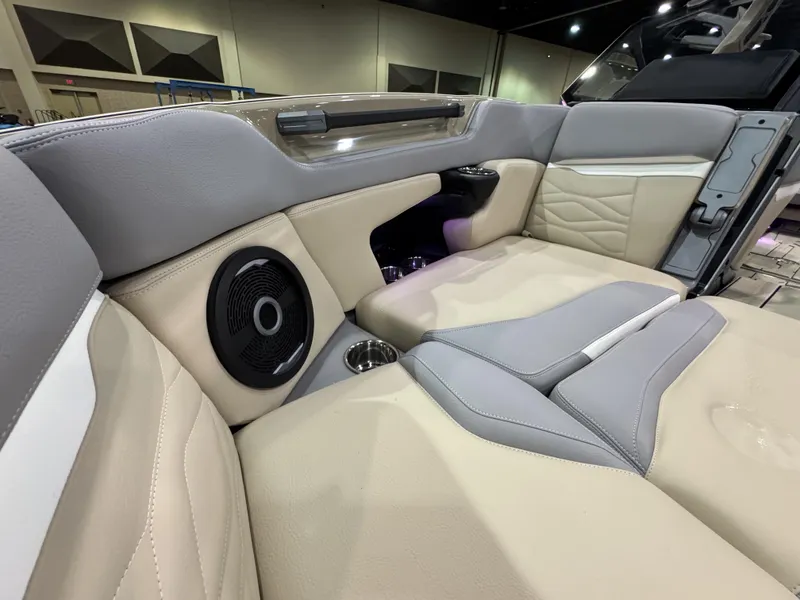 Slide: The Image of Supra SL 2025 - 20