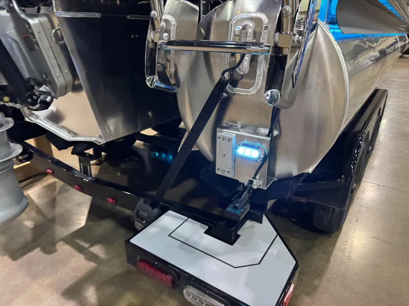 Slide: The Image of Premier Solaris Rear Social 2025 - 7