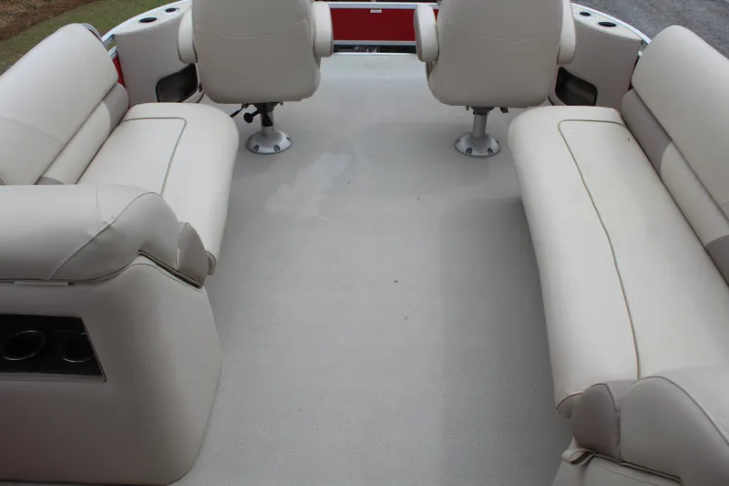 Slide: The Image of Silver Wave 230 ISLAND LP 2017 - 15