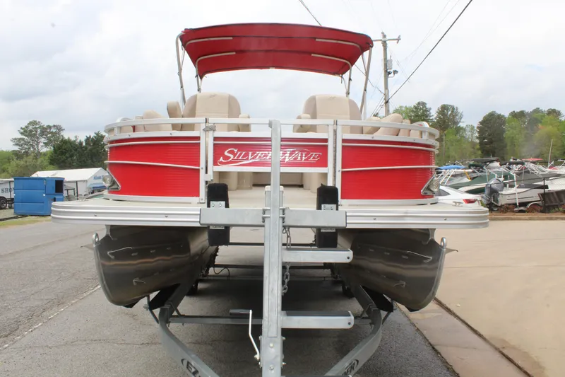 Slide: The Image of Silver Wave 230 ISLAND LP 2017 - 4