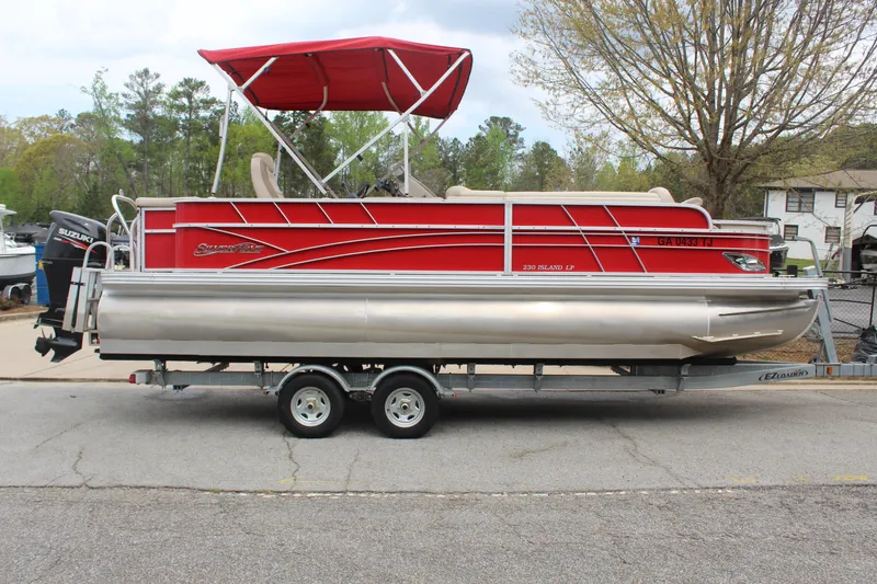 Slide: The Image of Silver Wave 230 ISLAND LP 2017 - 6