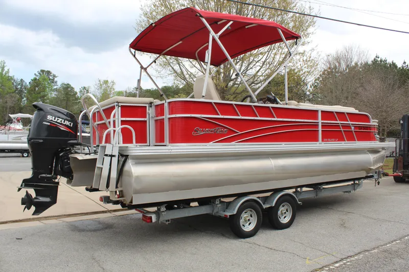 Slide: The Image of Silver Wave 230 ISLAND LP 2017 - 7