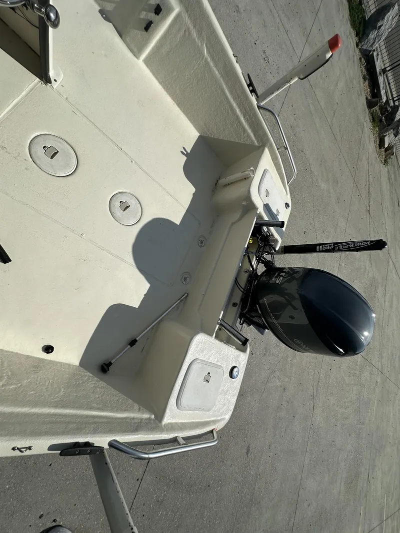 Slide: The Image of 2004 Sea Chaser 175 CC boat with outboard motor, viewed from above. - 7