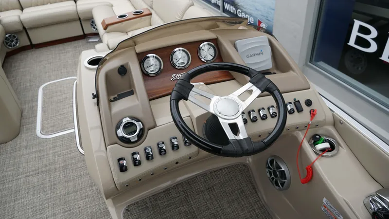 Slide: The Image of Bennington 2875QCW 2014 - 15