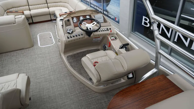 Slide: The Image of Bennington 2875QCW 2014 - 7