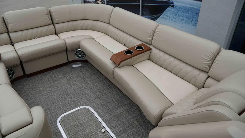 Slide: The Image of Bennington 2875QCW 2014 - 9