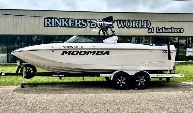 Slide: The Image of 2019 Moomba Makai™ boat on trailer at Rinkers Boat World, Lakeshore. - 2