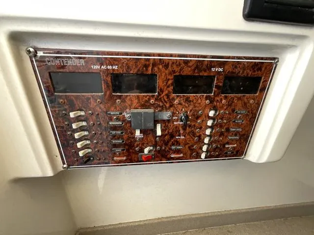 Slide: The Image of Contender 36 Fish Around 2006 - 13