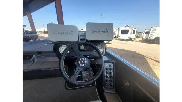 Slide: The Image of Phoenix Bass Boat 721 Pro XP SC 2022 - 14