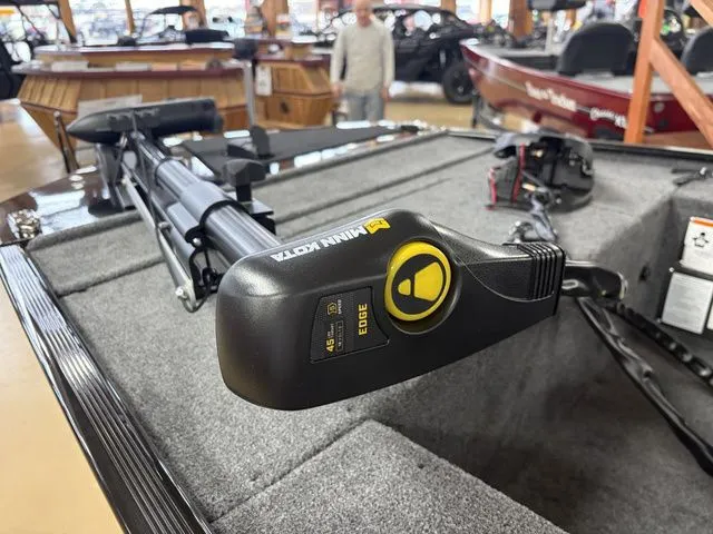 Slide: The Image of Tracker Pro Team 175 2025 - 33