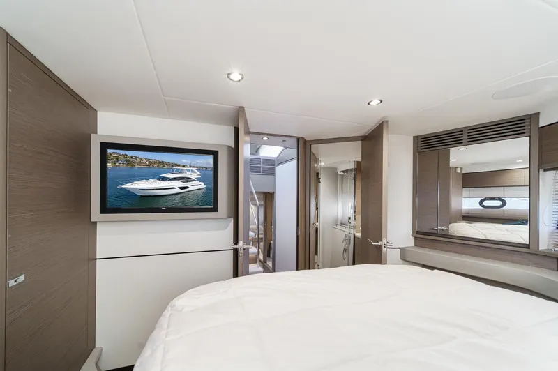 Slide: The Image of Princess F55 2022 - 60