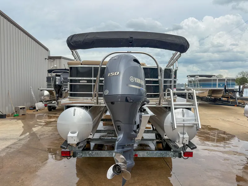Slide: The Image of 2018 Trifecta 22 C CS 2.75 pontoon boat with Yamaha 150 engine on trailer. - 5