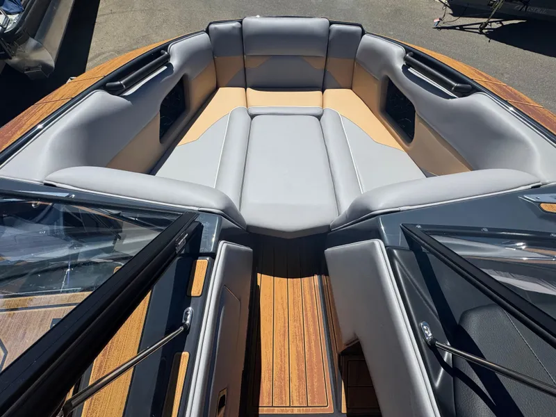 Slide: The Image of Moomba Mojo 2025 - 31