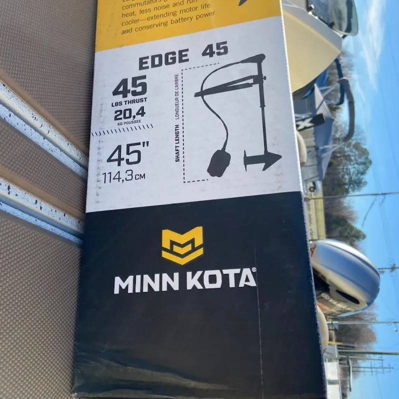 Slide: The Image of Box of Minn Kota Edge 45 trolling motor, 45 lbs thrust, 45-inch shaft. - 7