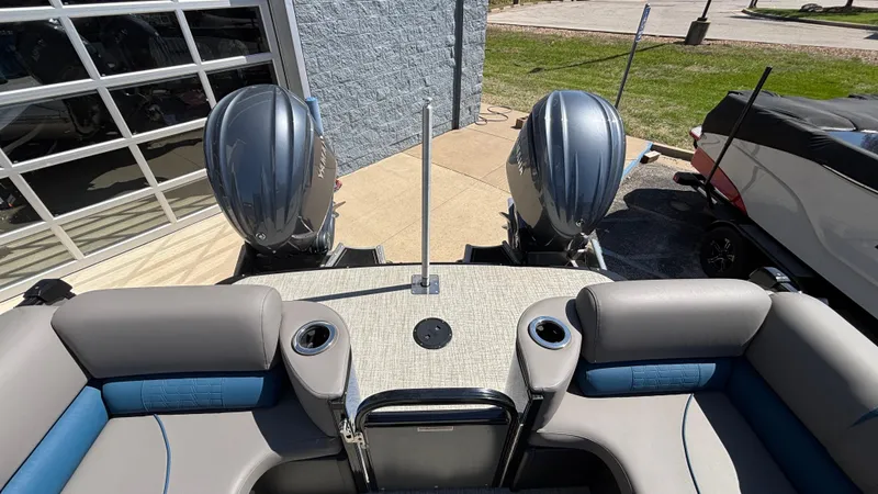 Slide: The Image of 2024 Tahoe Pontoon 2585 Cascade with dual engines and comfortable seating. - 5