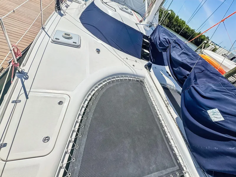 Slide: The Image of Manta 42 MkII 2000 - 72