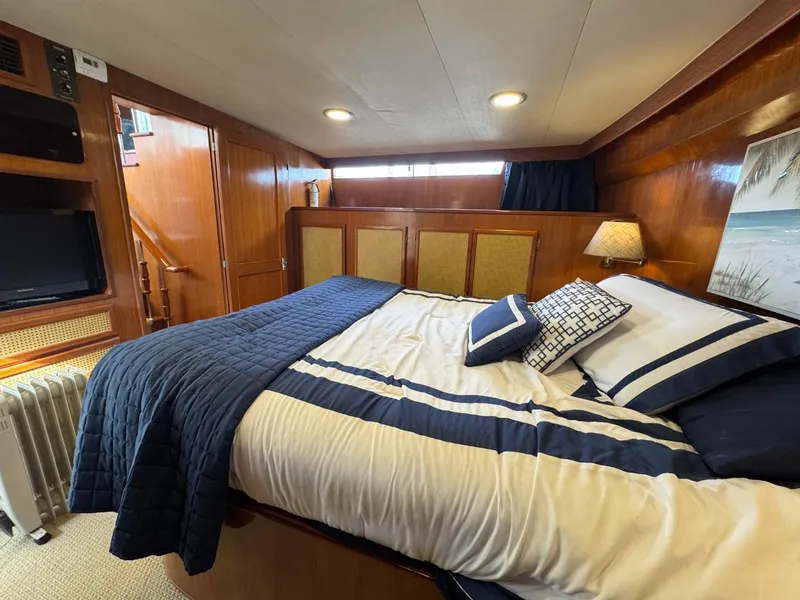 Slide: The Image of Prima 52 Cockpit Motor Yacht 1989 - 64