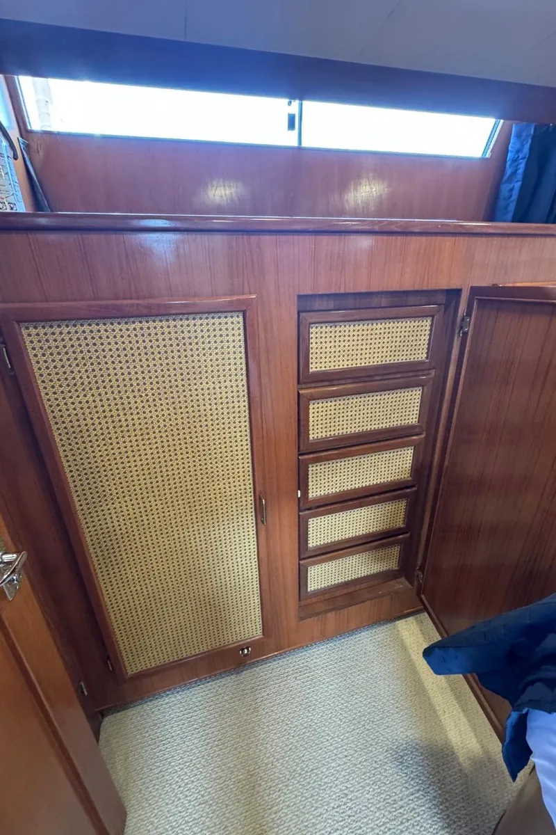 Slide: The Image of Prima 52 Cockpit Motor Yacht 1989 - 66