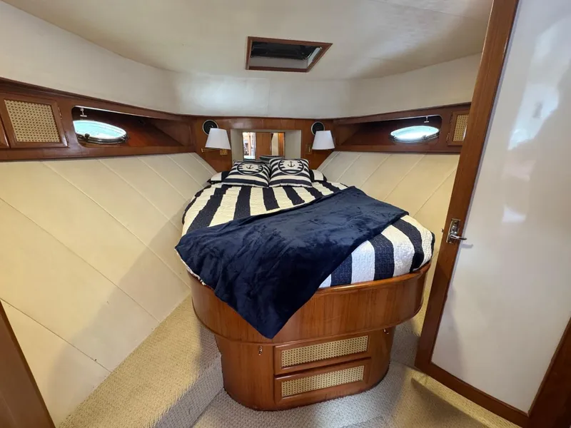 Slide: The Image of Prima 52 Cockpit Motor Yacht 1989 - 75